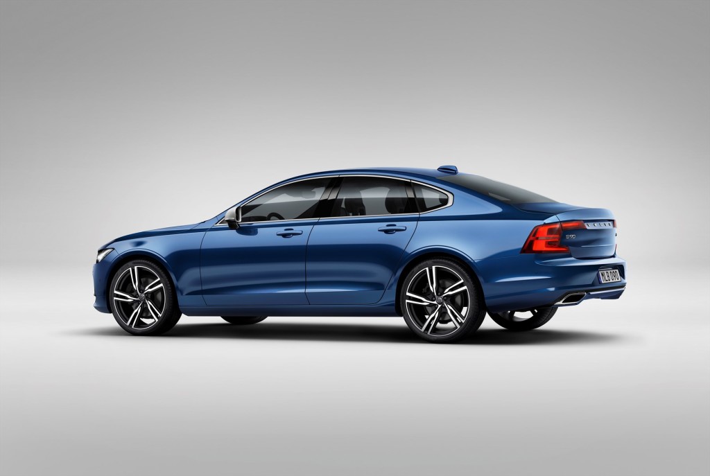 192813_volvo_s90_r_design_studio_1800x1800
