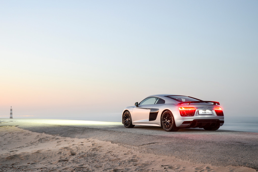 12_Audi R8_72dpi