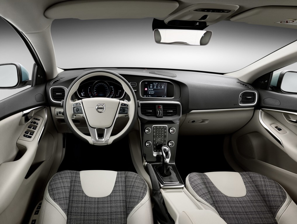 Volvo V40 (8)