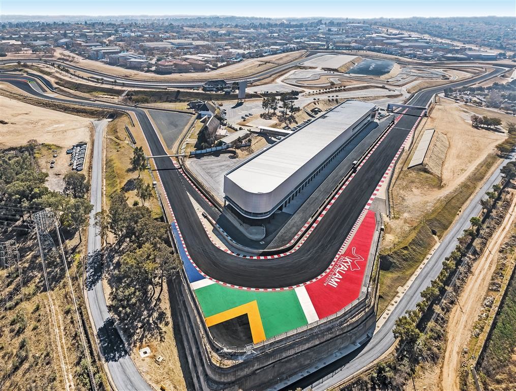 Kyalami (1) (Medium)