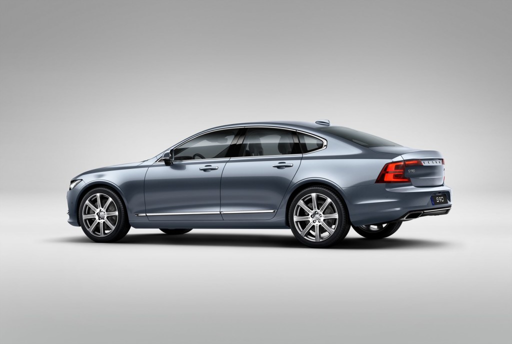 Volvo S90 (1)