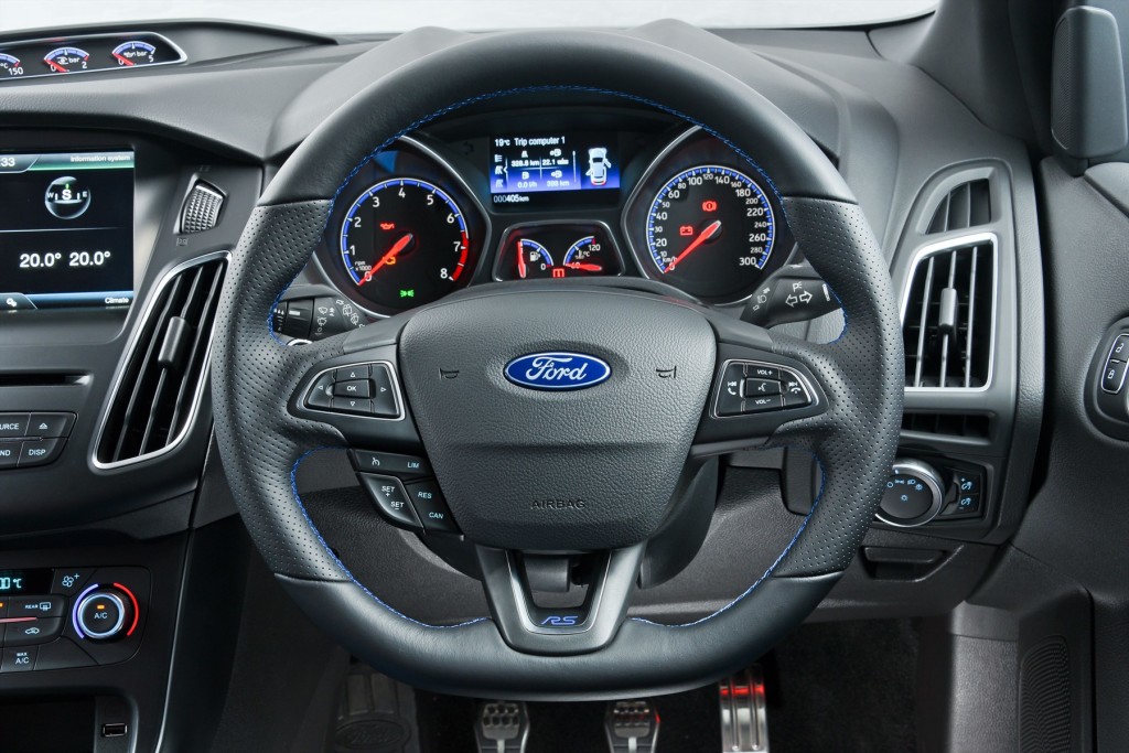focus-rs_123_1800x1800-440133