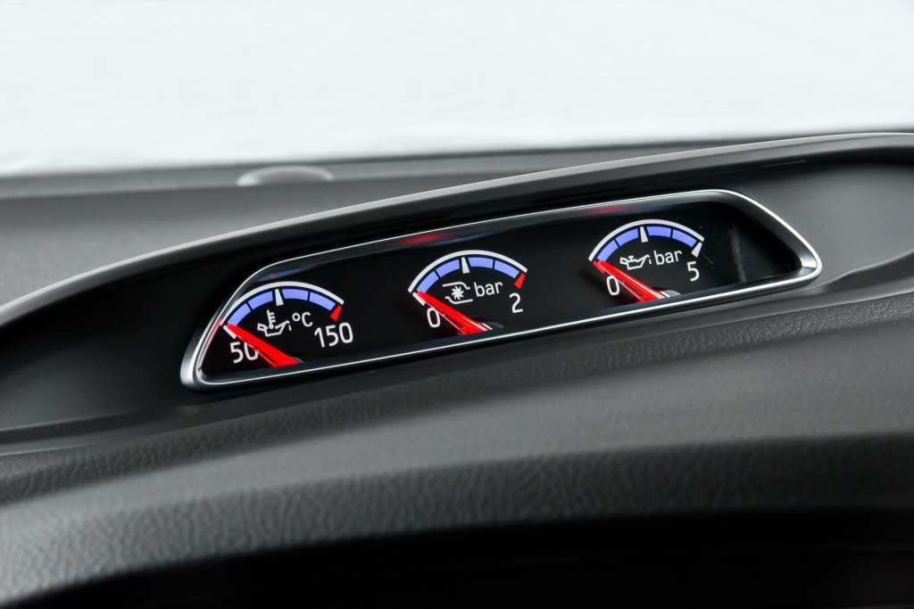 focus-rs_142_1800x1800-440162