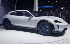 Porsche Taycan Cross Turismo gets green light for production in 2020